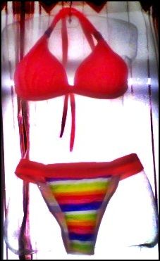 Sutiã com bojo e regulador e calça de cós.